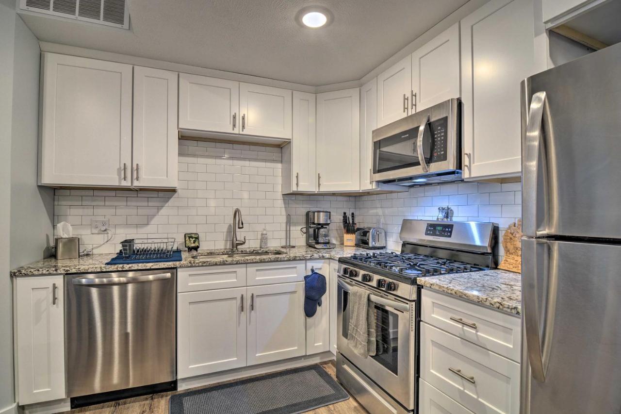 Modern Traverse City Condo About 1 Mi To Bay! Екстер'єр фото