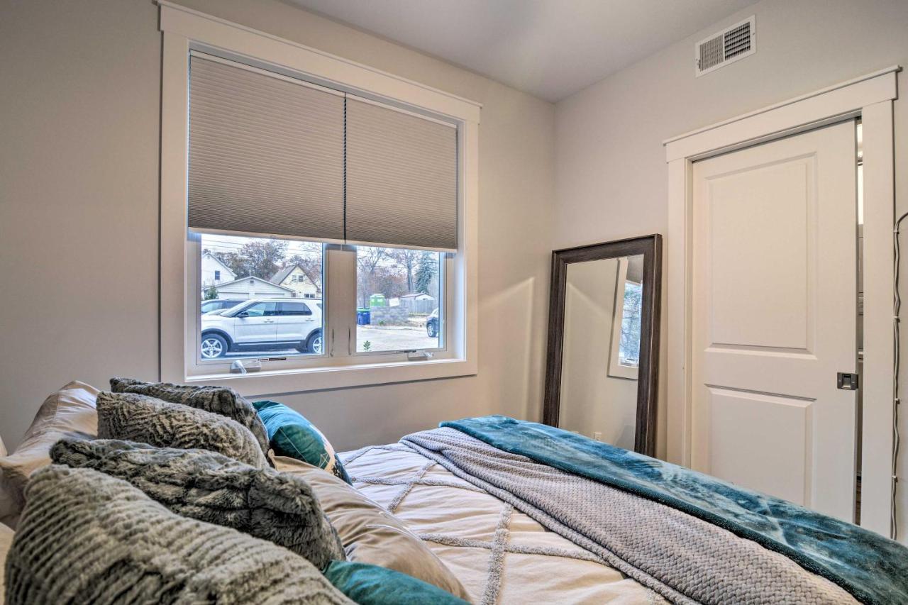 Modern Traverse City Condo About 1 Mi To Bay! Екстер'єр фото