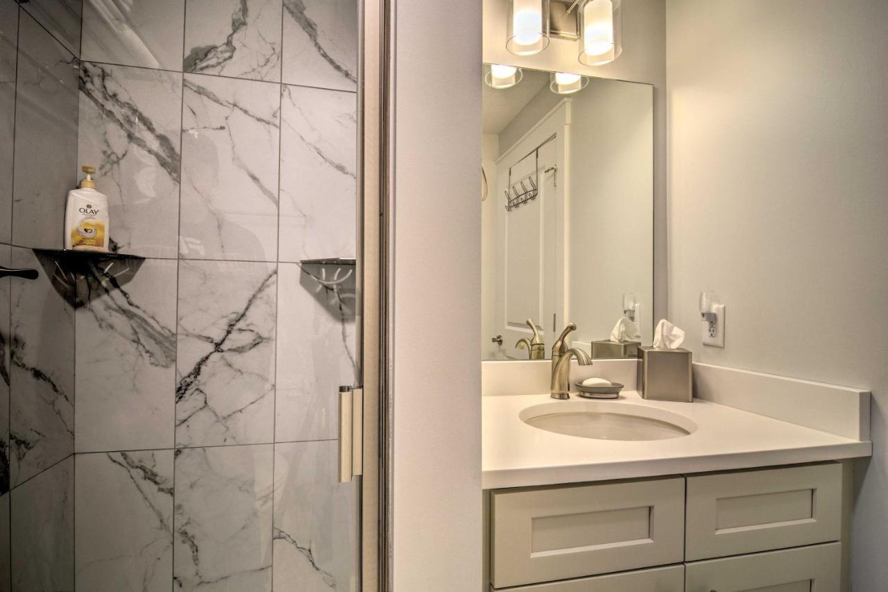 Modern Traverse City Condo About 1 Mi To Bay! Екстер'єр фото